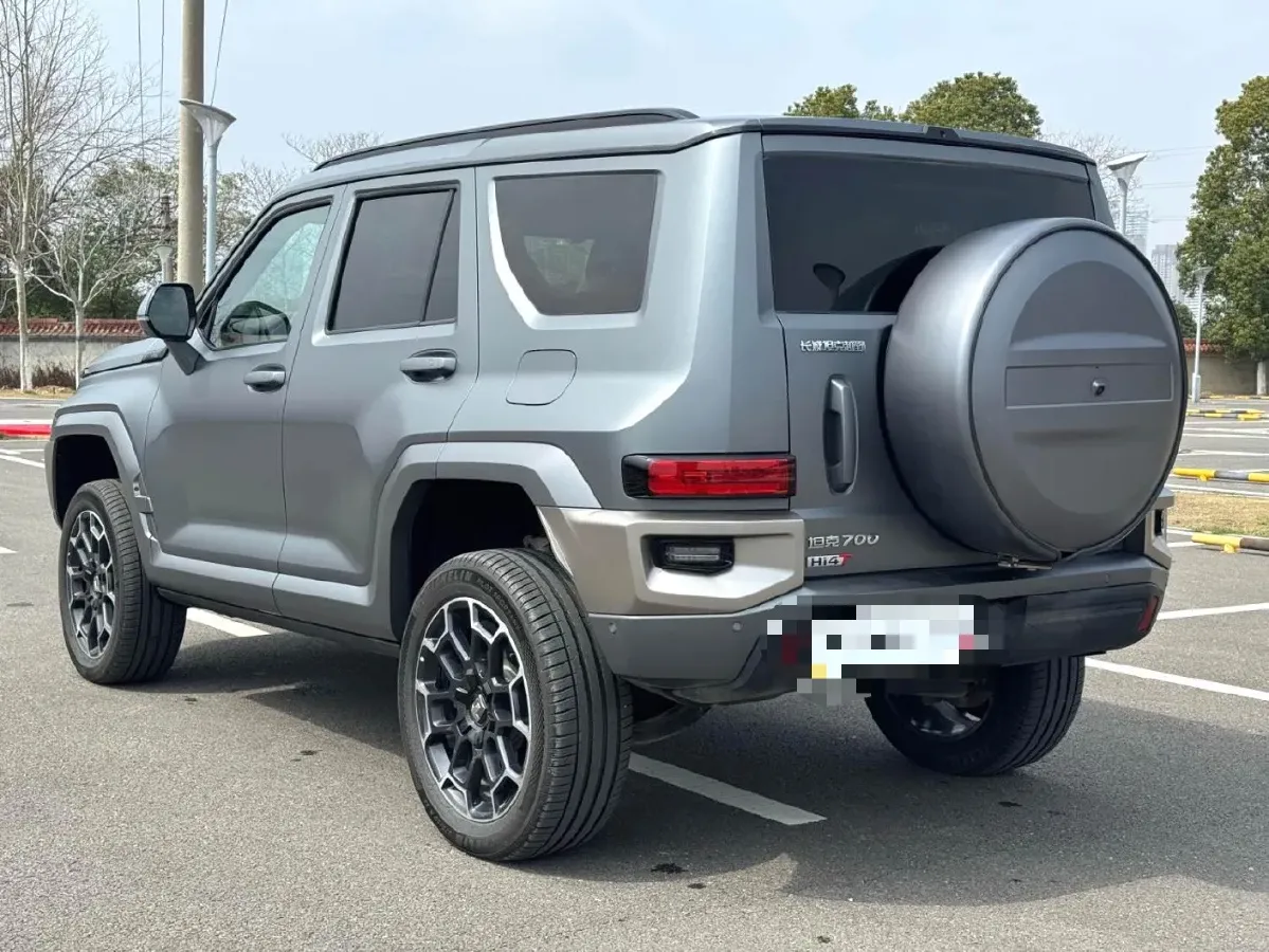 2024 Tank 700 3.0T 360HP V6 9AT PHEV 37.1KWH,autocango,china used car exporter,china ev exporter,chinese used car exporter,chinese used ev exporter