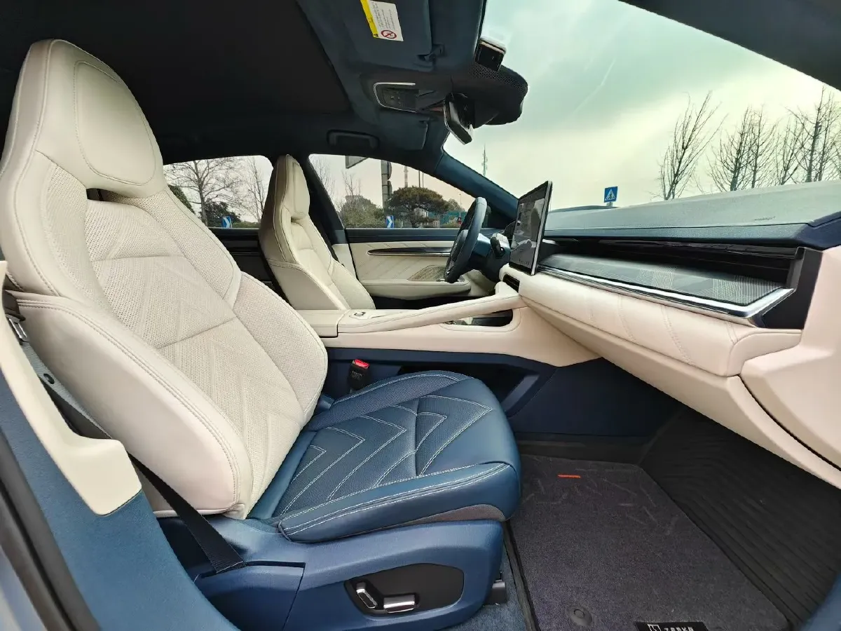 2023 Zeekr 001 BEV 100KWH,autocango,china used car exporter,china ev exporter,chinese used car exporter,chinese used ev exporter