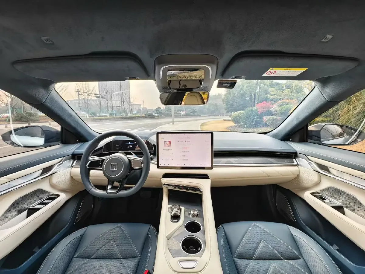 2023 Zeekr 001 BEV 100KWH,autocango,china used car exporter,china ev exporter,chinese used car exporter,chinese used ev exporter