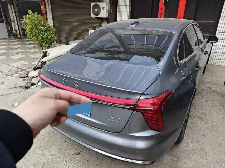 2023 HongQi H5 2.0T 224HP L4 8AT,autocango,china used car exporter,china ev exporter,chinese used car exporter,chinese used ev exporter