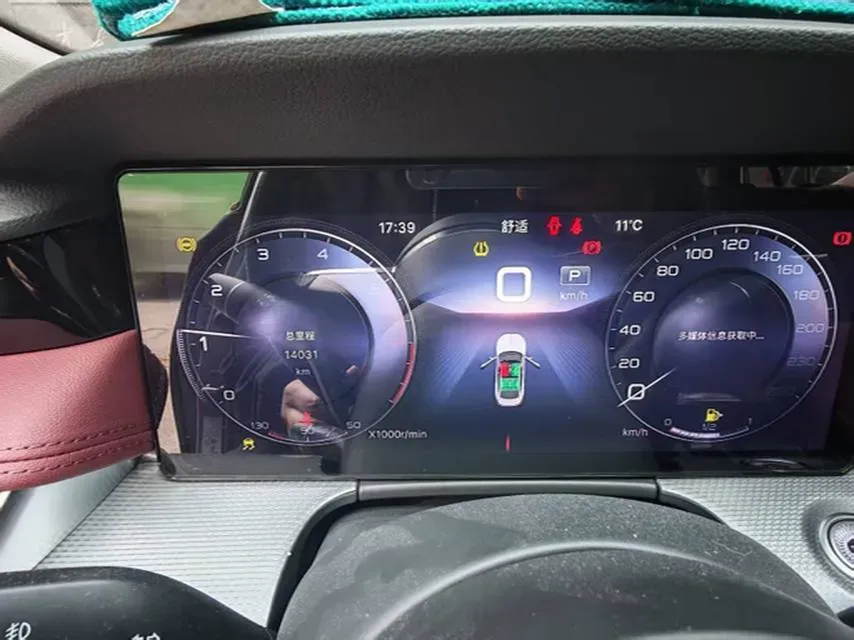 2023 HongQi H5 2.0T 224HP L4 8AT,autocango,china used car exporter,china ev exporter,chinese used car exporter,chinese used ev exporter