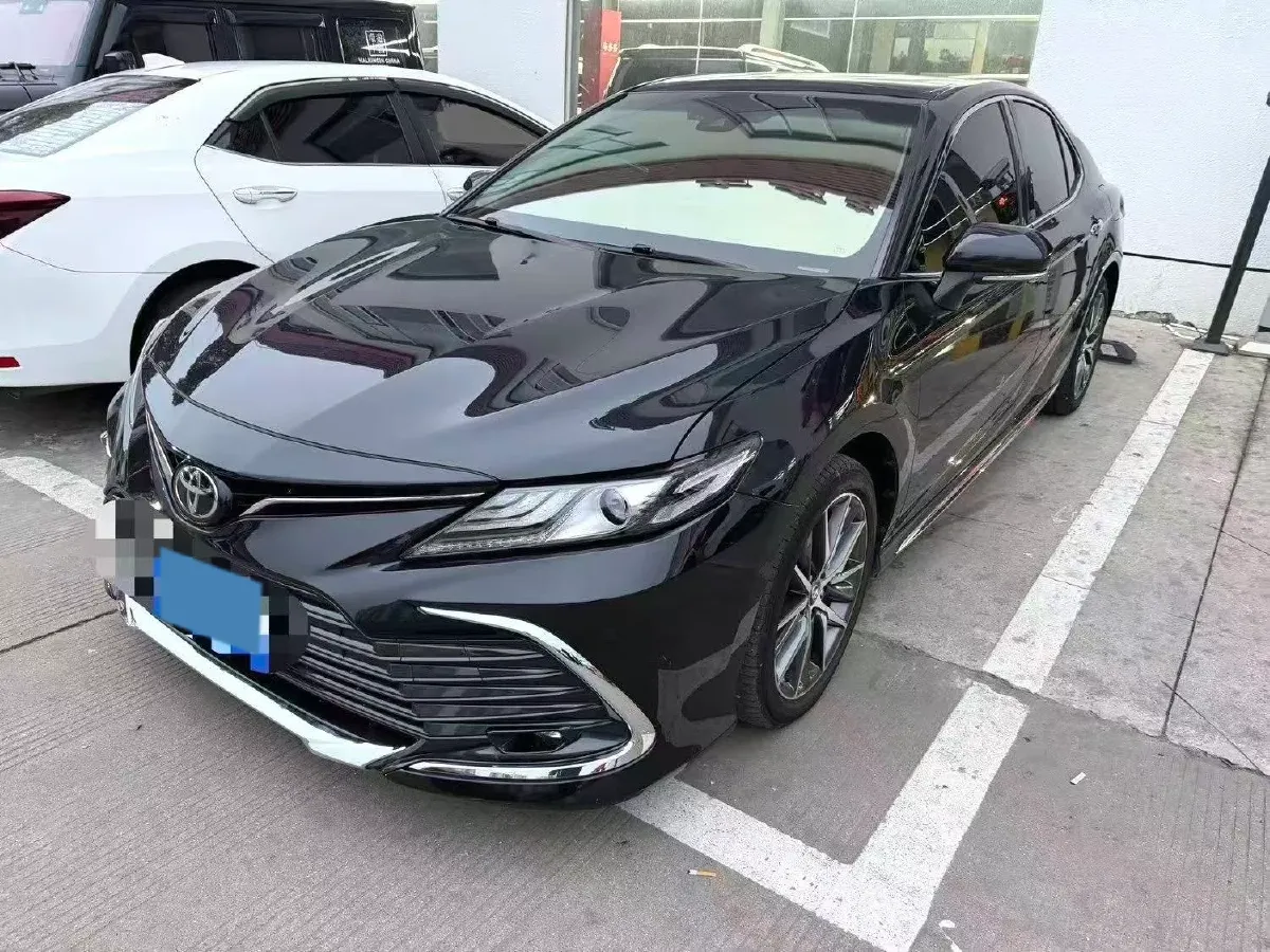 2023 Toyota Camry 2.5L 207HP L4 8AT,autocango,china used car exporter,china ev exporter,chinese used car exporter,chinese used ev exporter