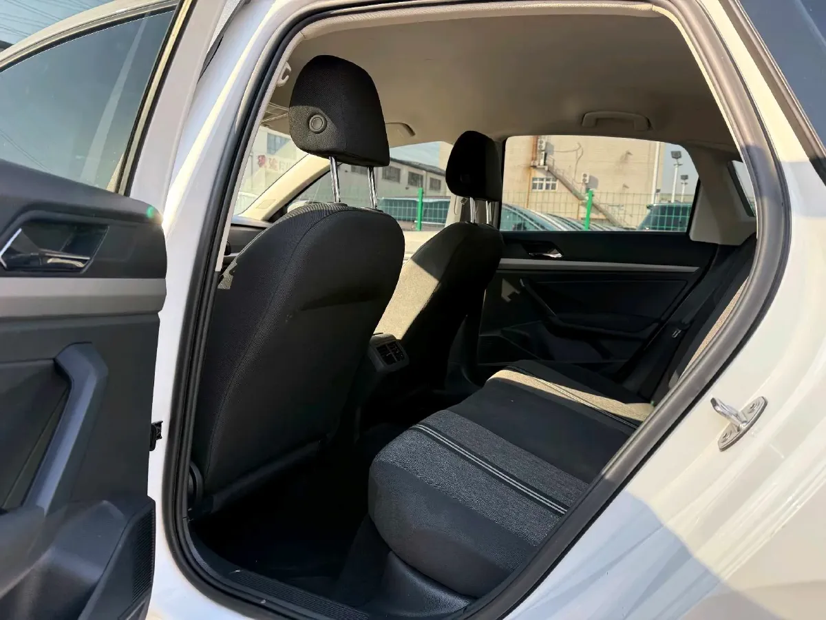 2022 BeiJing Auto X7 1.5T 188HP L4 7DCT,autocango,china used car exporter,china ev exporter,chinese used car exporter,chinese used ev exporter