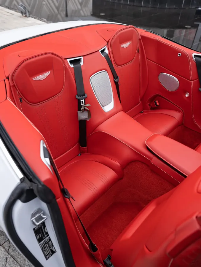 2019 Aston Martin DB11 4.0T 510HP V8 8AT,autocango,china used car exporter,china ev exporter,chinese used car exporter,chinese used ev exporter