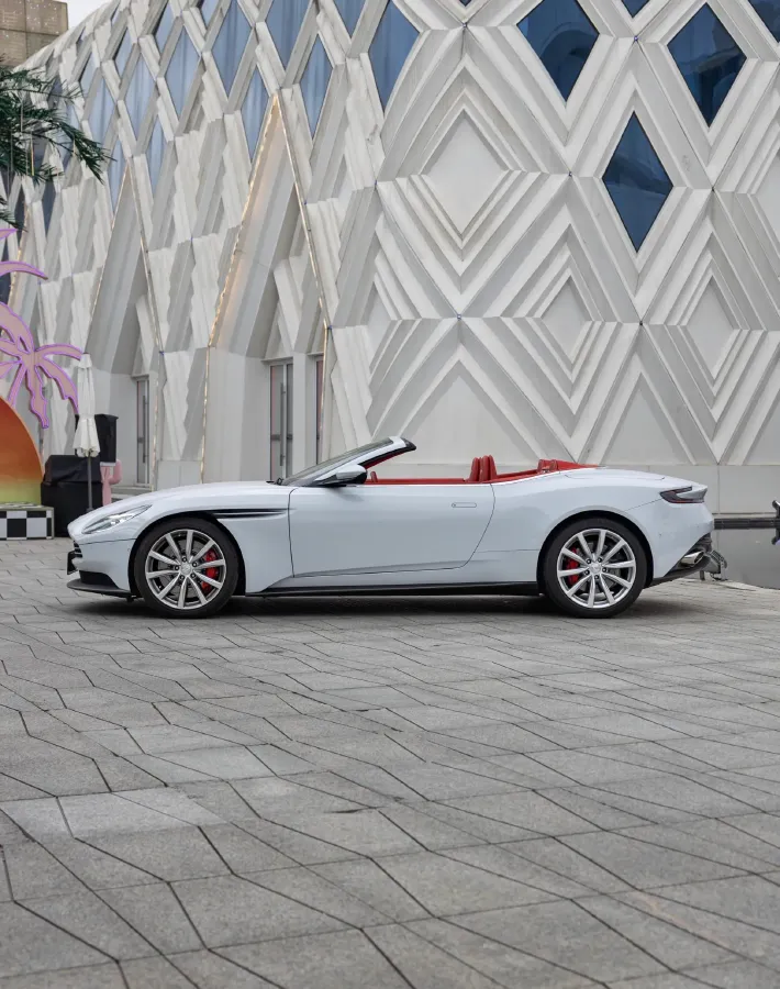 2019 Aston Martin DB11 4.0T 510HP V8 8AT,autocango,china used car exporter,china ev exporter,chinese used car exporter,chinese used ev exporter