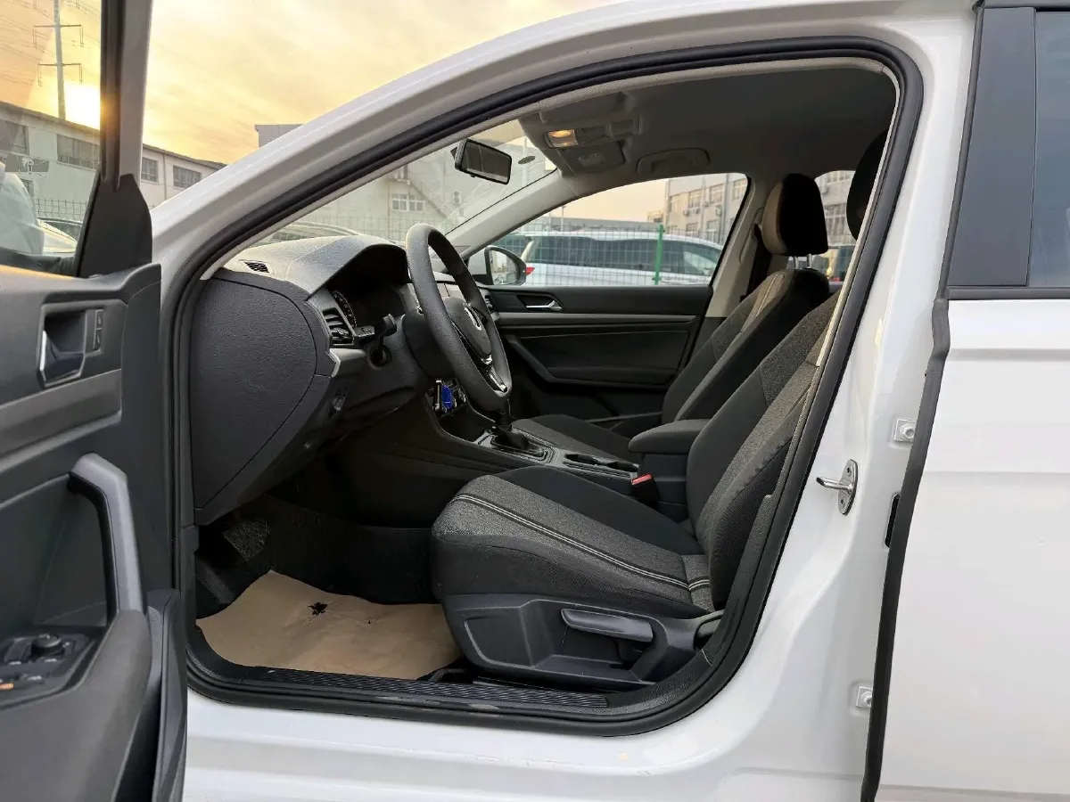 2019 Volkswagen Lavida 1.5L 113HP L4 6AT,autocango,china used car exporter,china ev exporter,chinese used car exporter,chinese used ev exporter