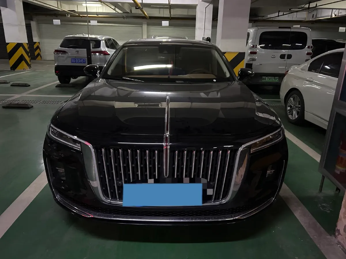 2020 HongQi H9 2.0T 252HP L4 7DCT,autocango,china used car exporter,china ev exporter,chinese used car exporter,chinese used ev exporter