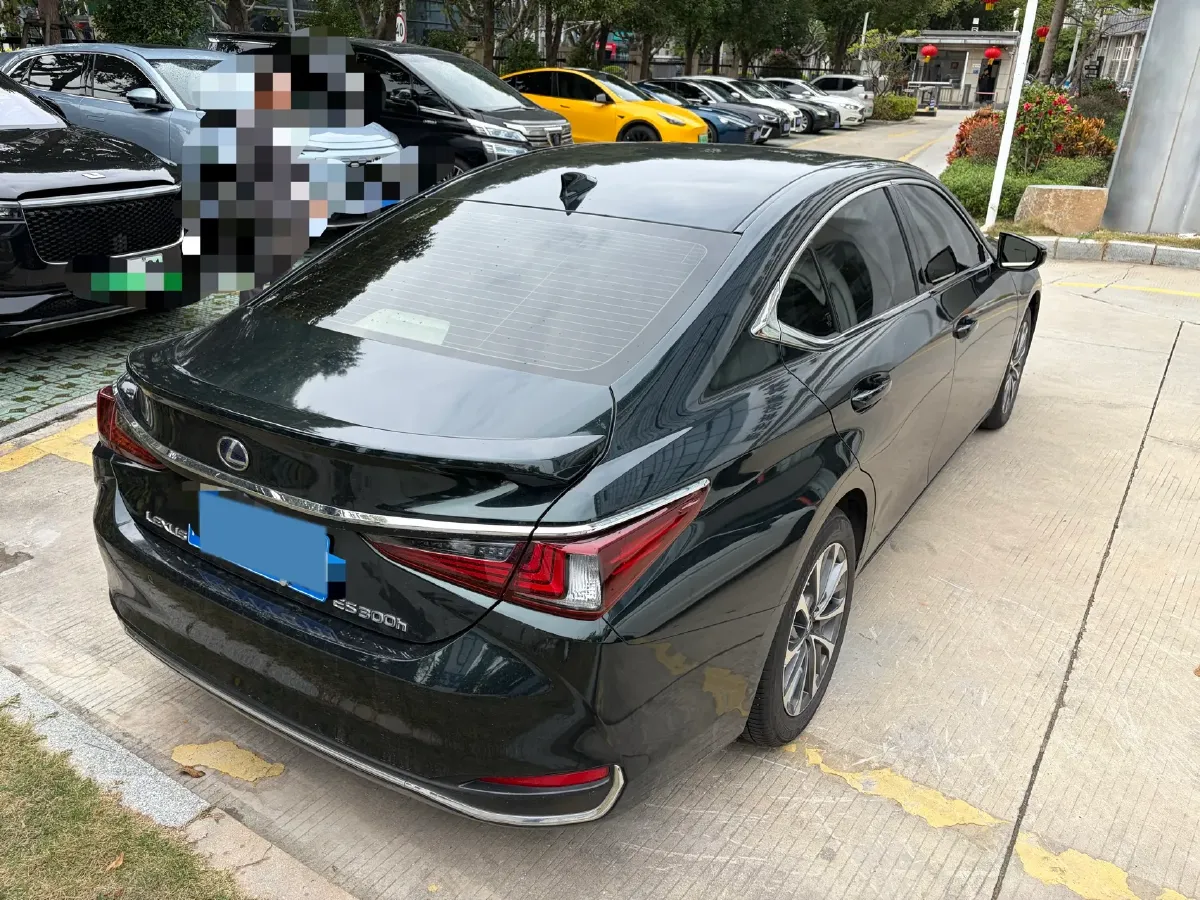 2021 Lexus ES 2.5L 178HP L4 E-CVT Hybrid,autocango,china used car exporter,china ev exporter,chinese used car exporter,chinese used ev exporter