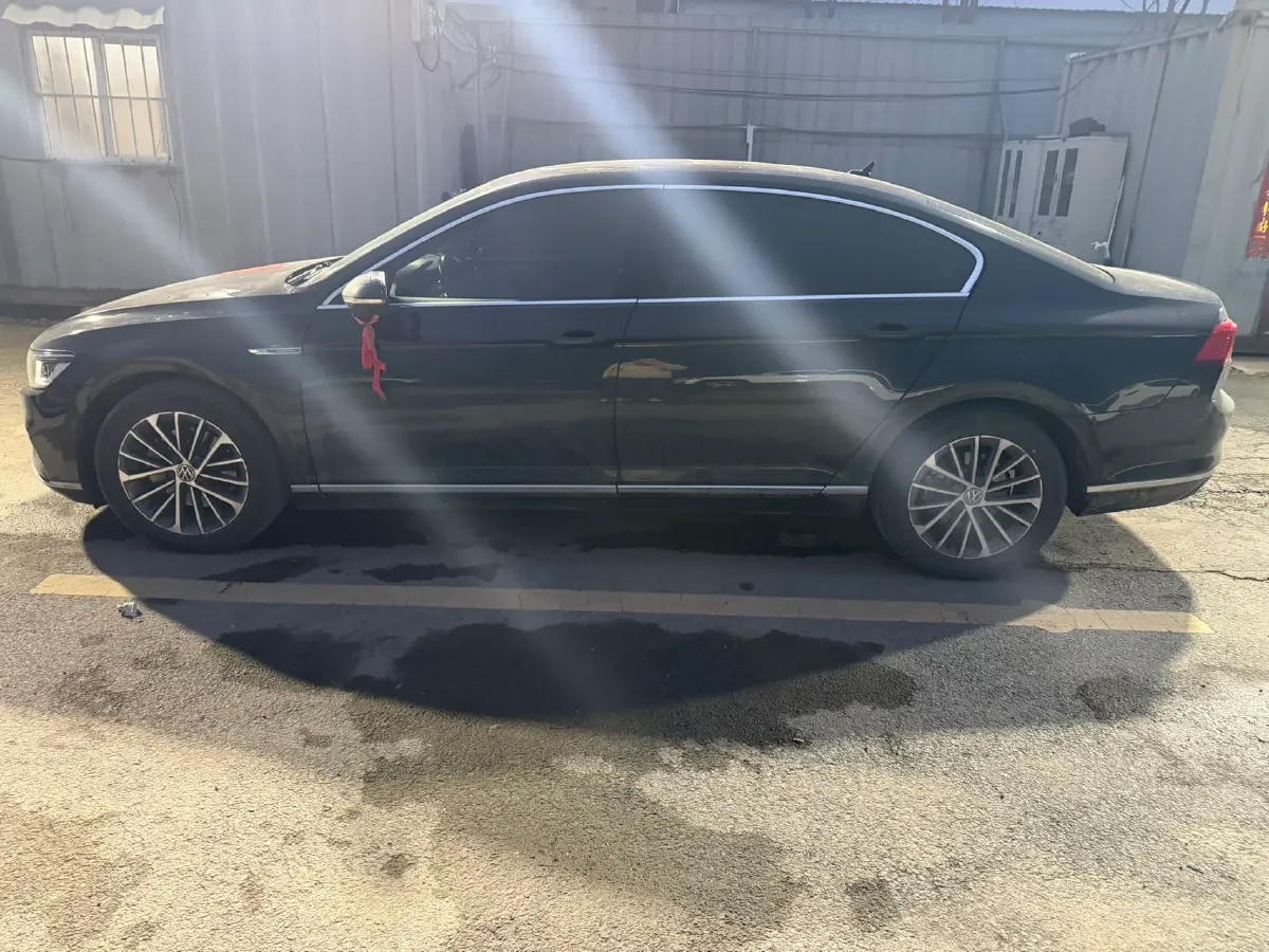 2020 Volkswagen Magotan 2.0T 186HP L4 7DCT,autocango,china used car exporter,china ev exporter,chinese used car exporter,chinese used ev exporter