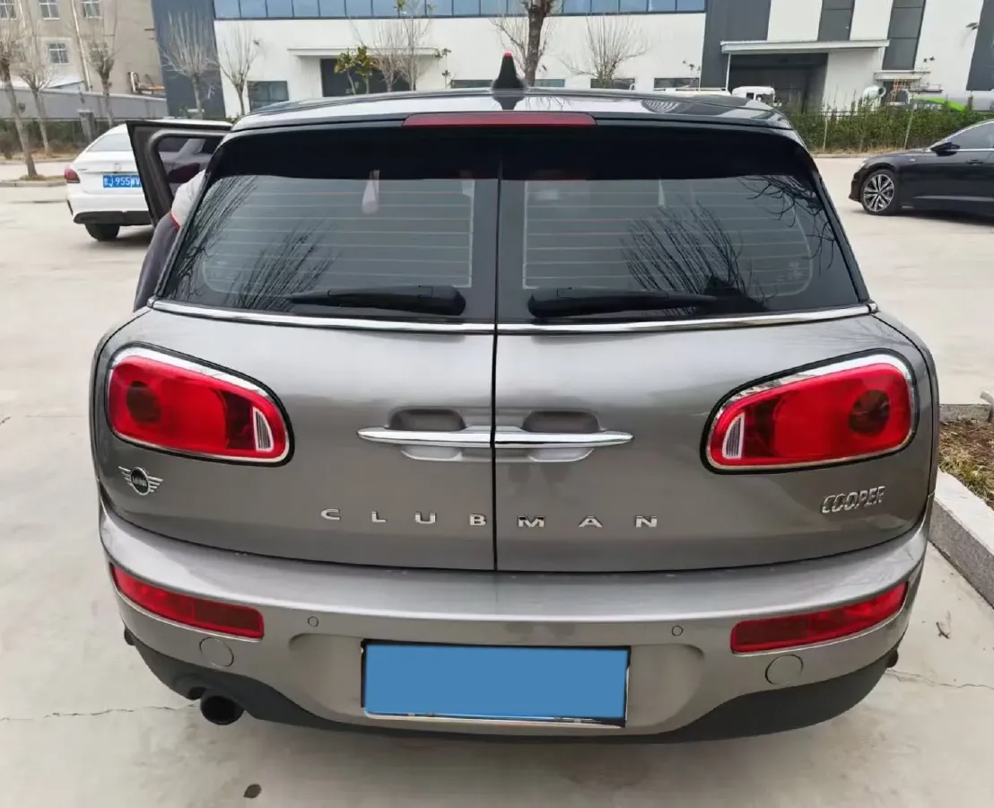 2016 MINI CLUBMAN 1.5T 136HP L3 6AT,autocango,china used car exporter,china ev exporter,chinese used car exporter,chinese used ev exporter