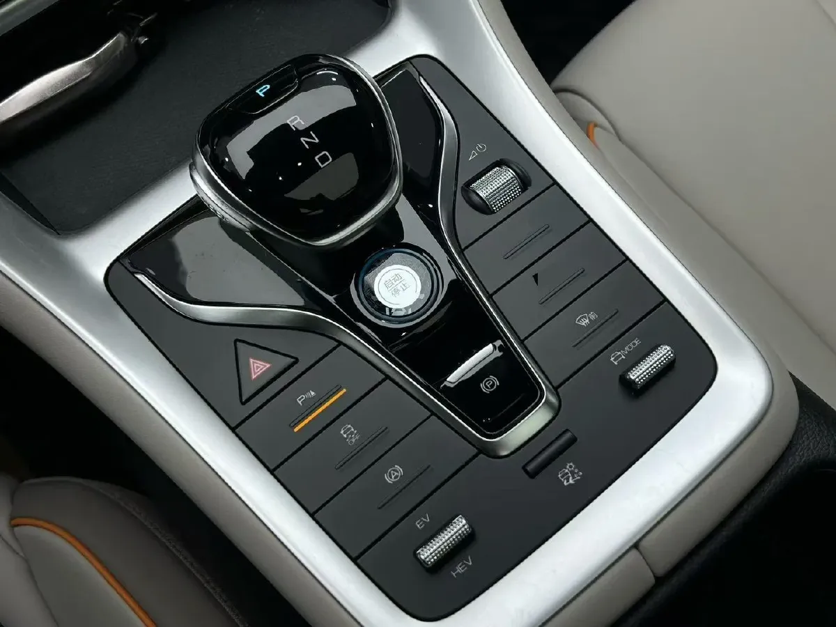 2024 BYD Song Pro 1.5L 110HP L4 E-CVT PHEV 18.3KWH,autocango,china used car exporter,china ev exporter,chinese used car exporter,chinese used ev exporter