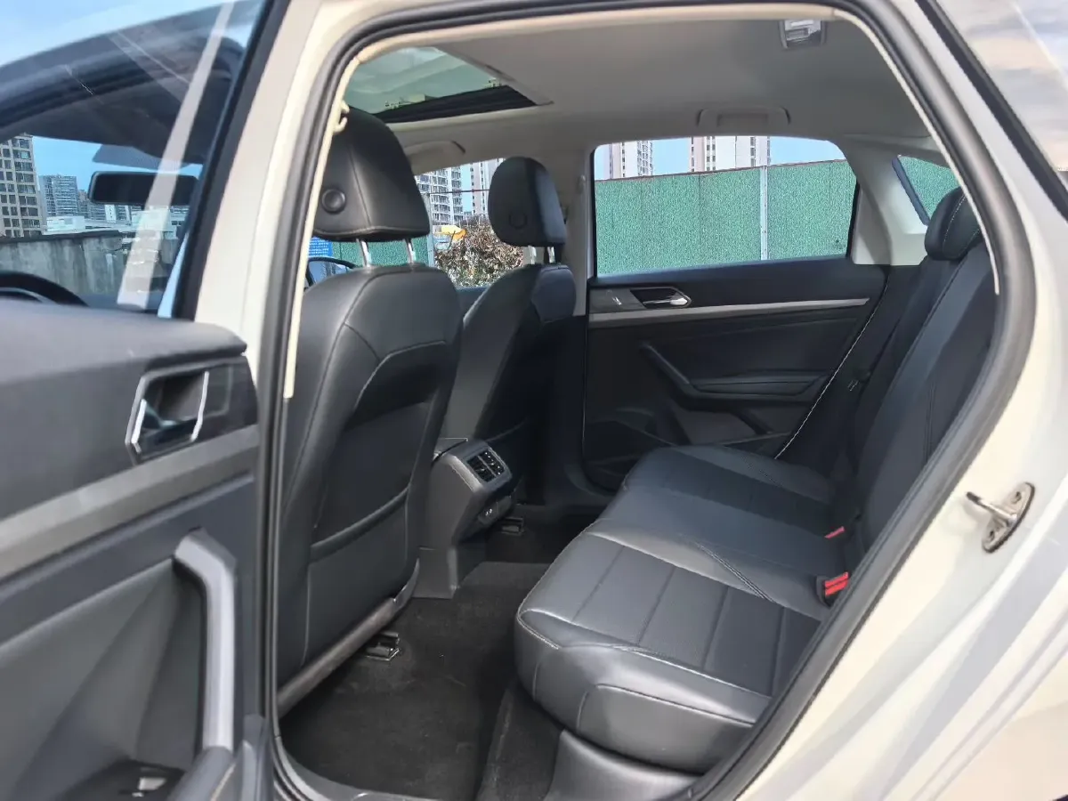 2019 Volkswagen Lavida 1.5L 113HP L4 6AT,autocango,china used car exporter,china ev exporter,chinese used car exporter,chinese used ev exporter