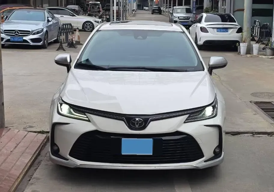 2021 Toyota Corolla 1.2T 116HP L4 CVT,autocango,china used car exporter,china ev exporter,chinese used car exporter,chinese used ev exporter