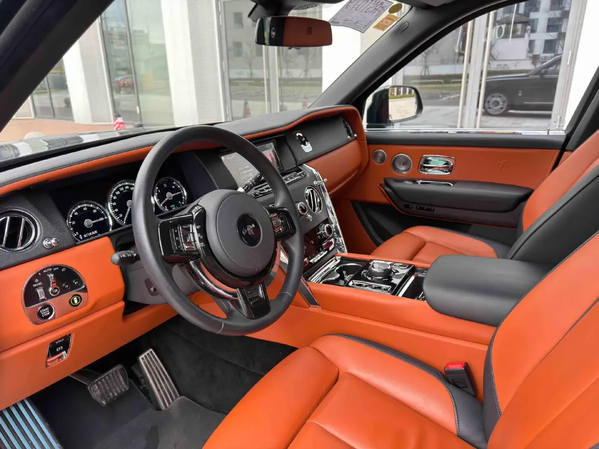 2018 Rolls-Royce Cullinan 6.7T 571HP V12 8AT,autocango,china used car exporter,china ev exporter,chinese used car exporter,chinese used ev exporter