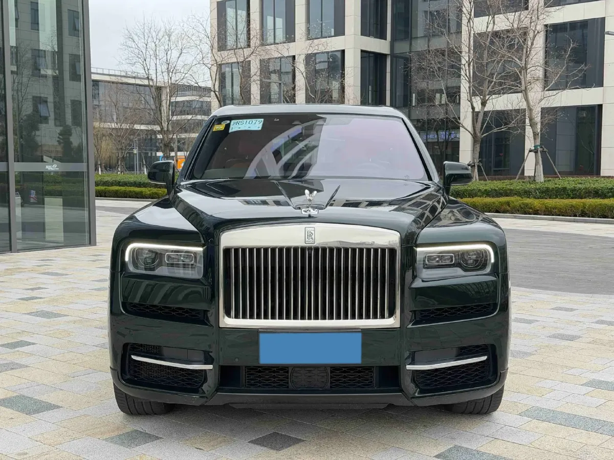 2018 Rolls-Royce Cullinan 6.7T 571HP V12 8AT,autocango,china used car exporter,china ev exporter,chinese used car exporter,chinese used ev exporter