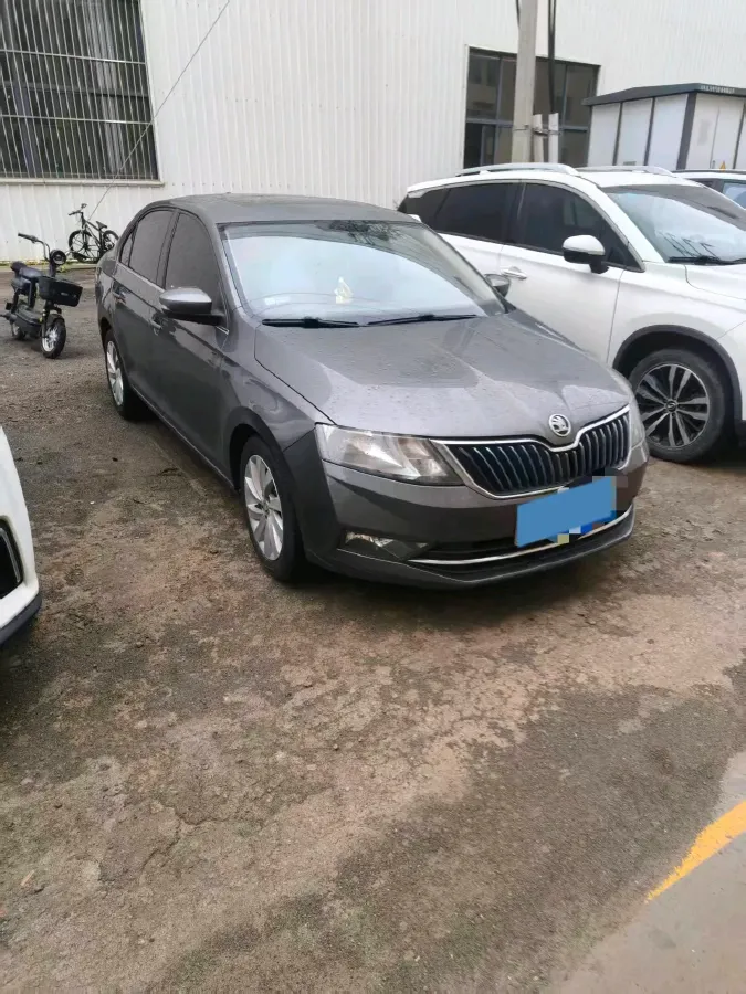 2018 Skoda Rapid 1.6L 110HP L4 6AT,autocango,china used car exporter,china ev exporter,chinese used car exporter,chinese used ev exporter