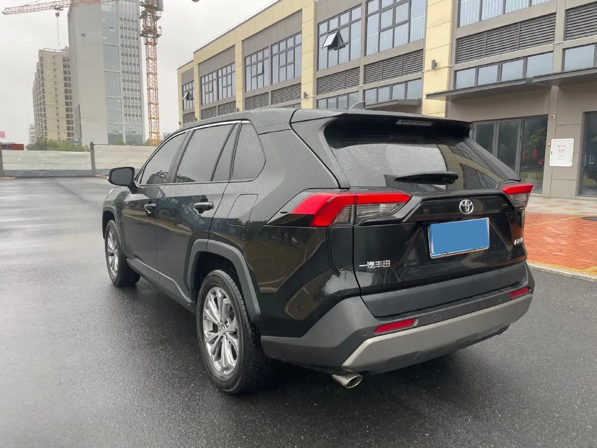 2024 Toyota RAV4 2.0L 171HP L4 CVT,autocango,china used car exporter,china ev exporter,chinese used car exporter,chinese used ev exporter