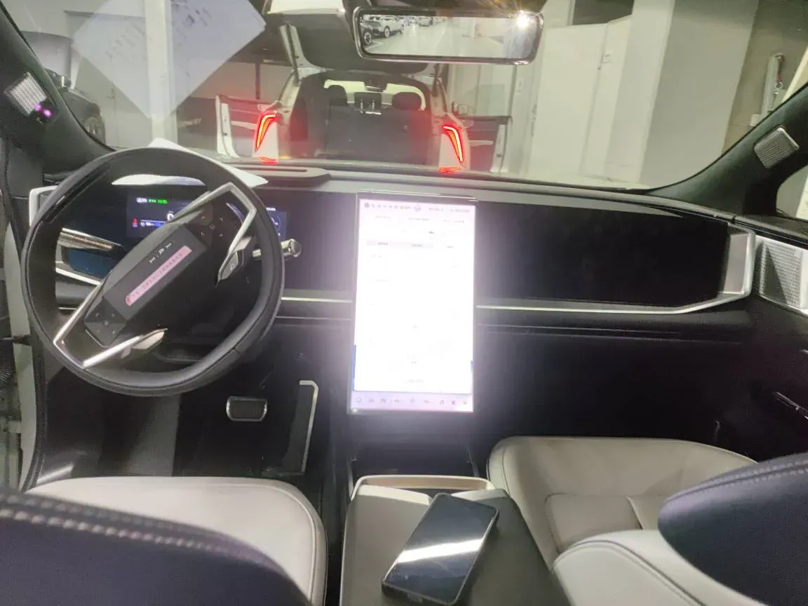 2023 HiPhi Y BEV 76.6KWH,autocango,china used car exporter,china ev exporter,chinese used car exporter,chinese used ev exporter