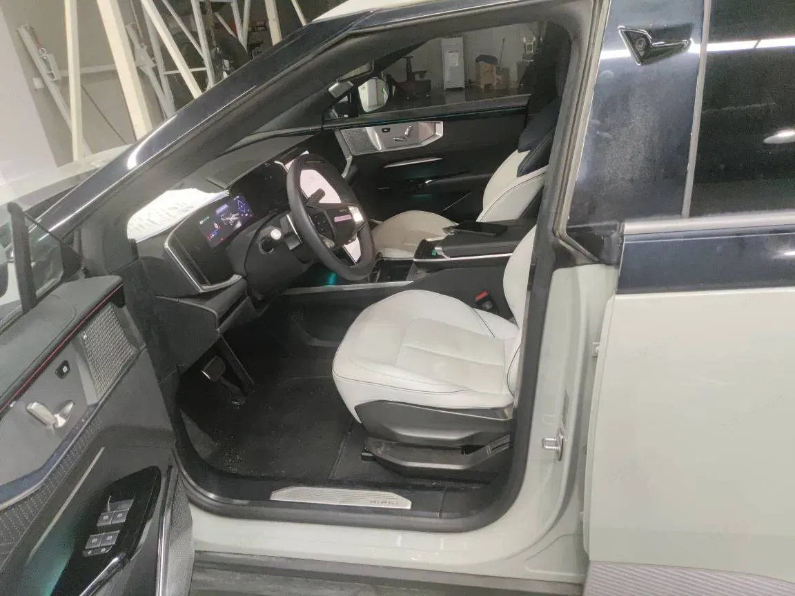 2023 HiPhi Y BEV 76.6KWH,autocango,china used car exporter,china ev exporter,chinese used car exporter,chinese used ev exporter