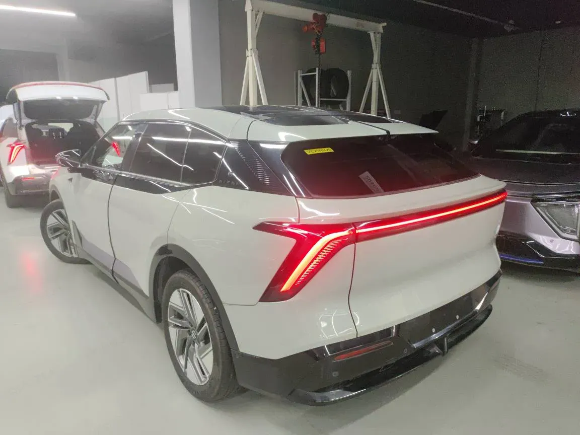 2023 HiPhi Y BEV 76.6KWH,autocango,china used car exporter,china ev exporter,chinese used car exporter,chinese used ev exporter