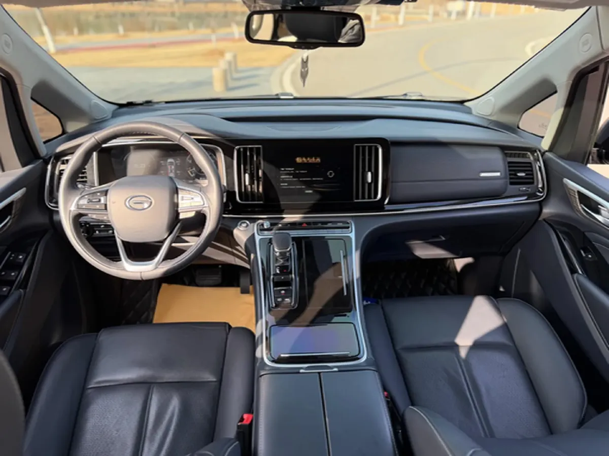 2023 GAC Trumpchi M8 2.0T 252HP L4 8AT,autocango,china used car exporter,china ev exporter,chinese used car exporter,chinese used ev exporter