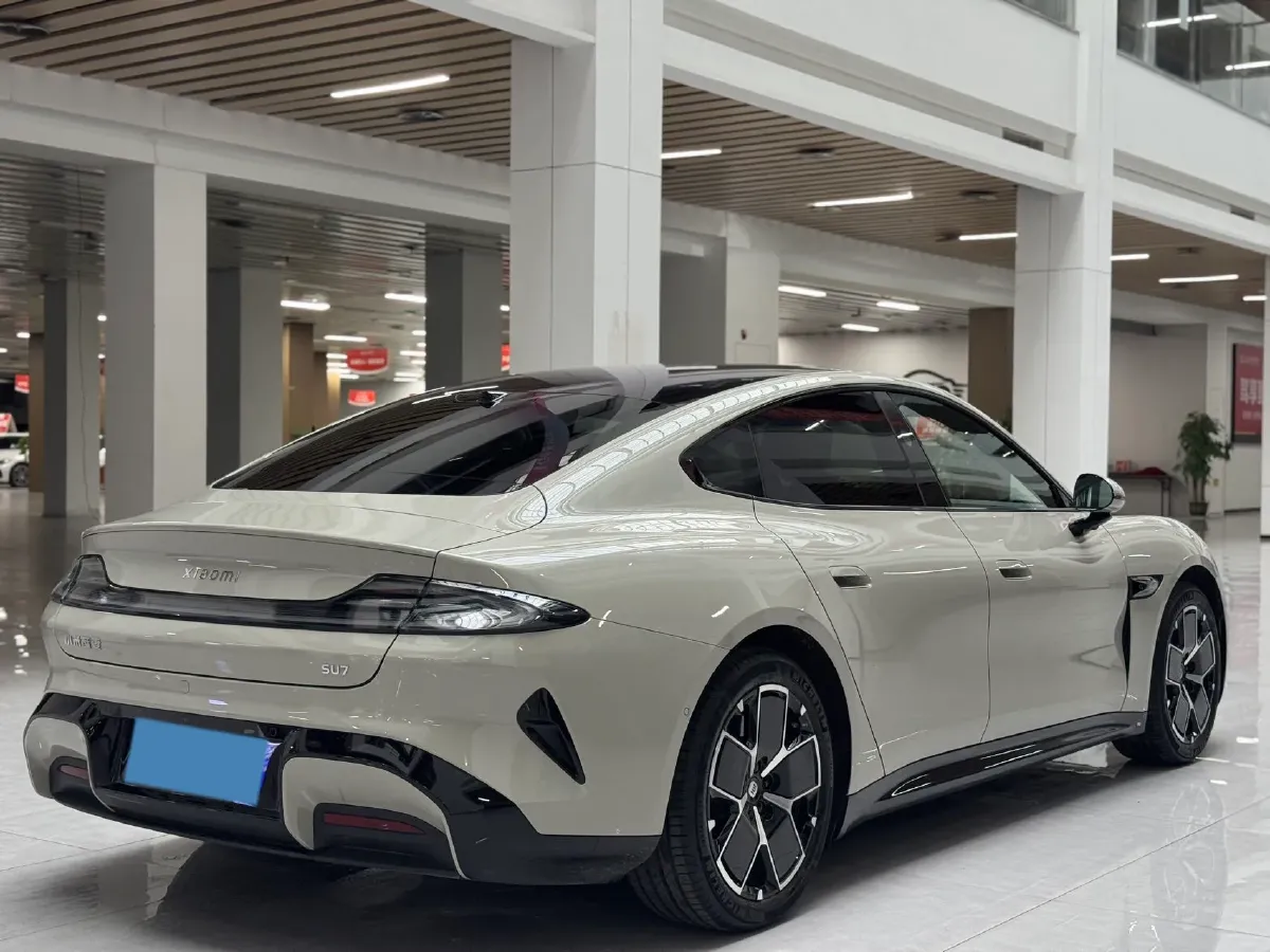 2024 MI SU7 BEV 73.6KWH,autocango,china used car exporter,china ev exporter,chinese used car exporter,chinese used ev exporter