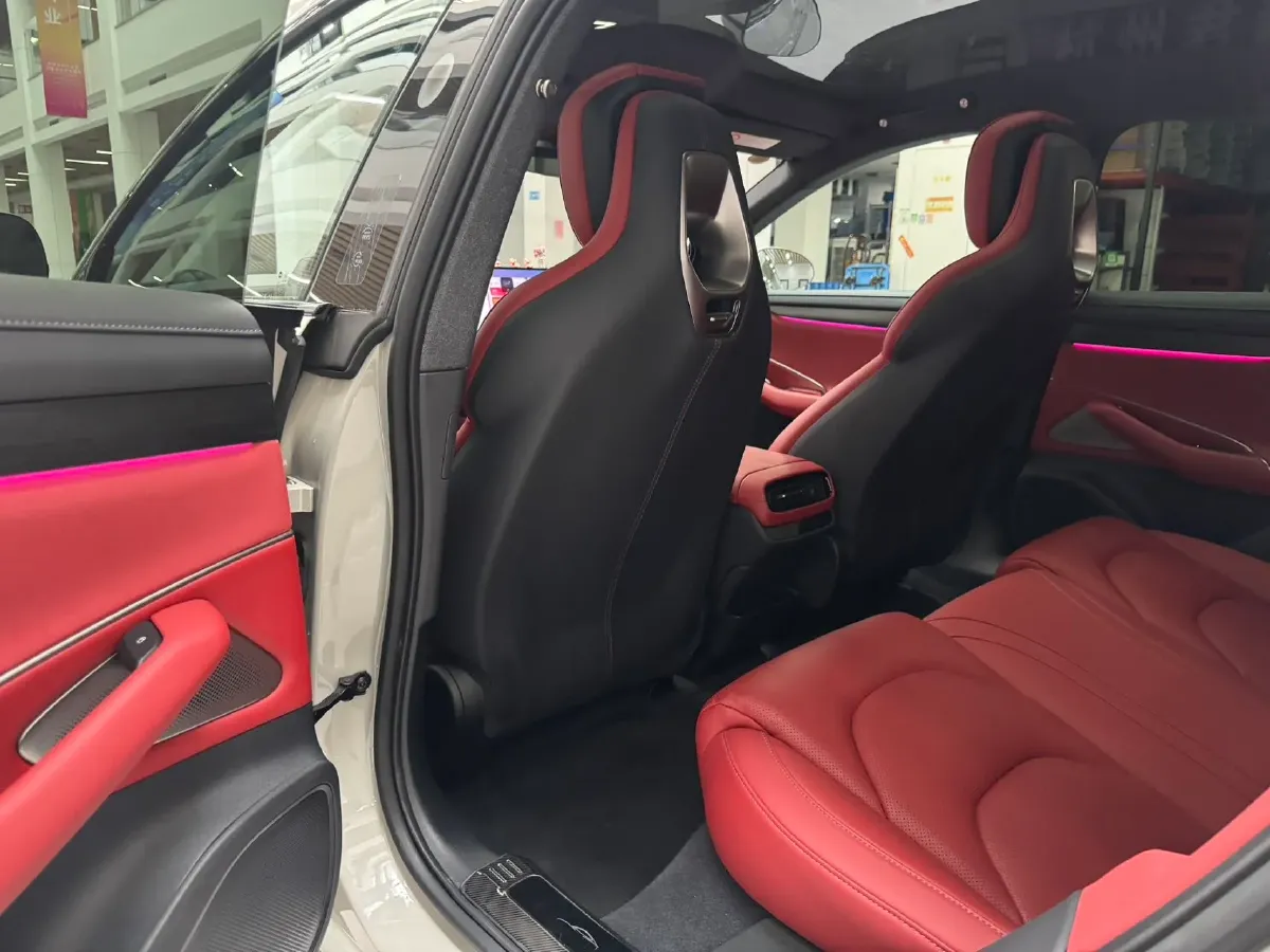 2024 MI SU7 BEV 73.6KWH,autocango,china used car exporter,china ev exporter,chinese used car exporter,chinese used ev exporter