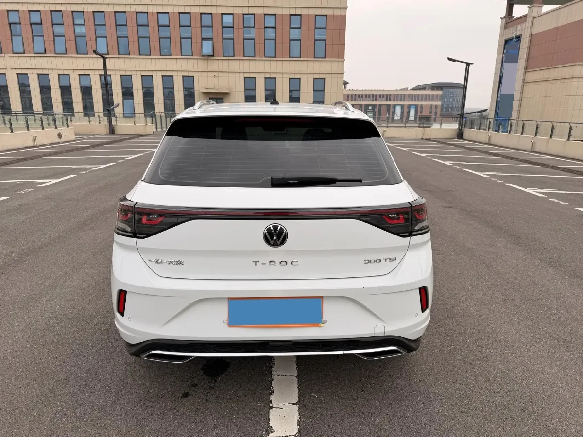 2024 Volkswagen T-Roc 1.5T 160HP L4 7DCT,autocango,china used car exporter,china ev exporter,chinese used car exporter,chinese used ev exporter