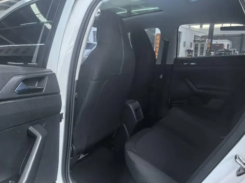 2021 Bestune T55 1.5T 169HP L4 7DCT,autocango,china used car exporter,china ev exporter,chinese used car exporter,chinese used ev exporter