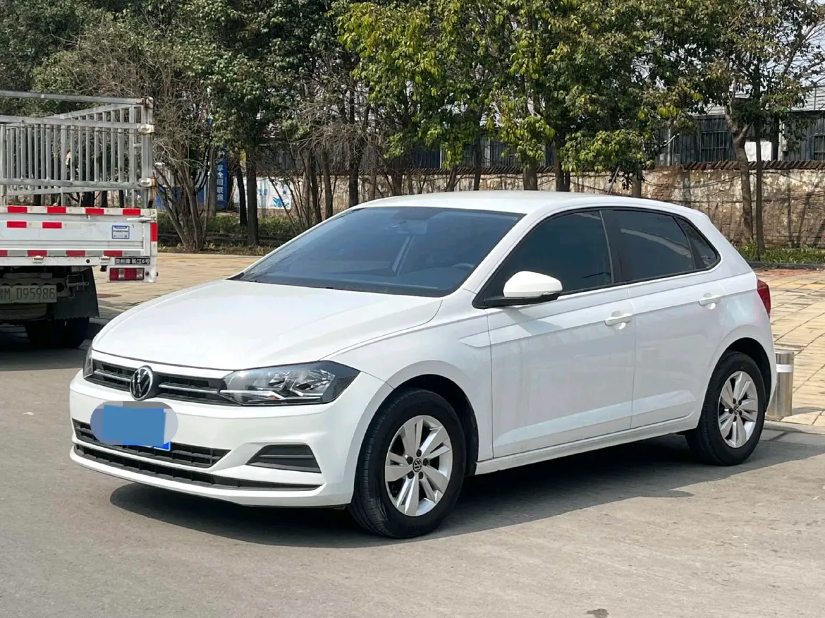 2023 Volkswagen Polo 1.5L 110HP L4 6AT,autocango,china used car exporter,china ev exporter,chinese used car exporter,chinese used ev exporter