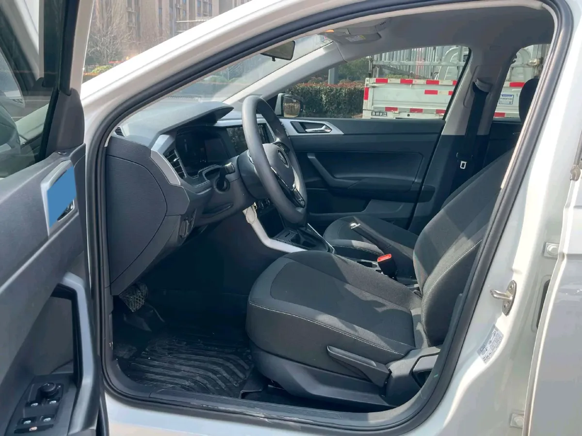 2023 Volkswagen Polo 1.5L 110HP L4 6AT,autocango,china used car exporter,china ev exporter,chinese used car exporter,chinese used ev exporter