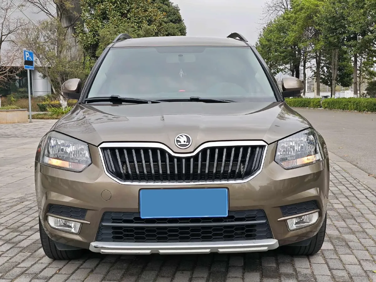 2017 Skoda Yeti 1.4T 150HP L4 7DCT,autocango,china used car exporter,china ev exporter,chinese used car exporter,chinese used ev exporter
