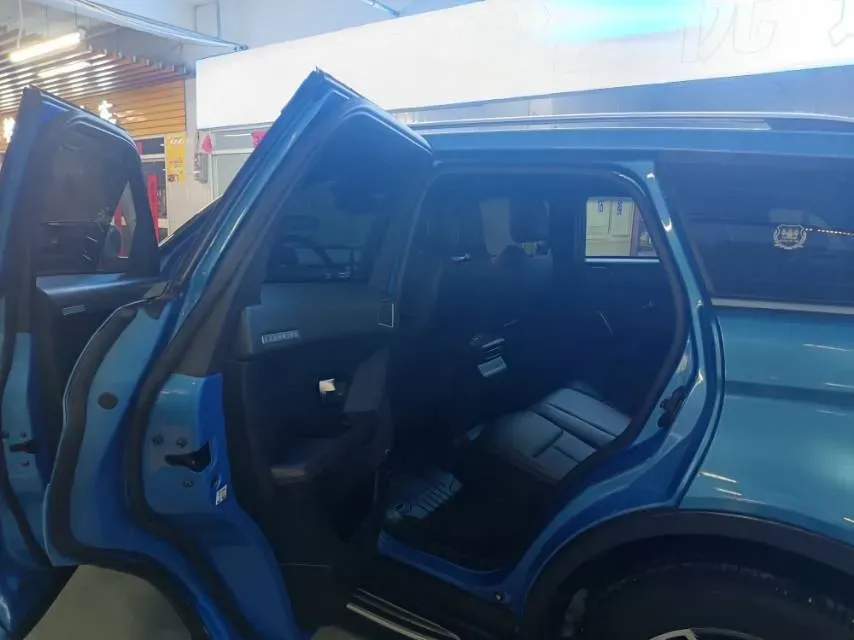 2018 Landwind X7 1.5T 163HP L4 8AT,autocango,china used car exporter,china ev exporter,chinese used car exporter,chinese used ev exporter