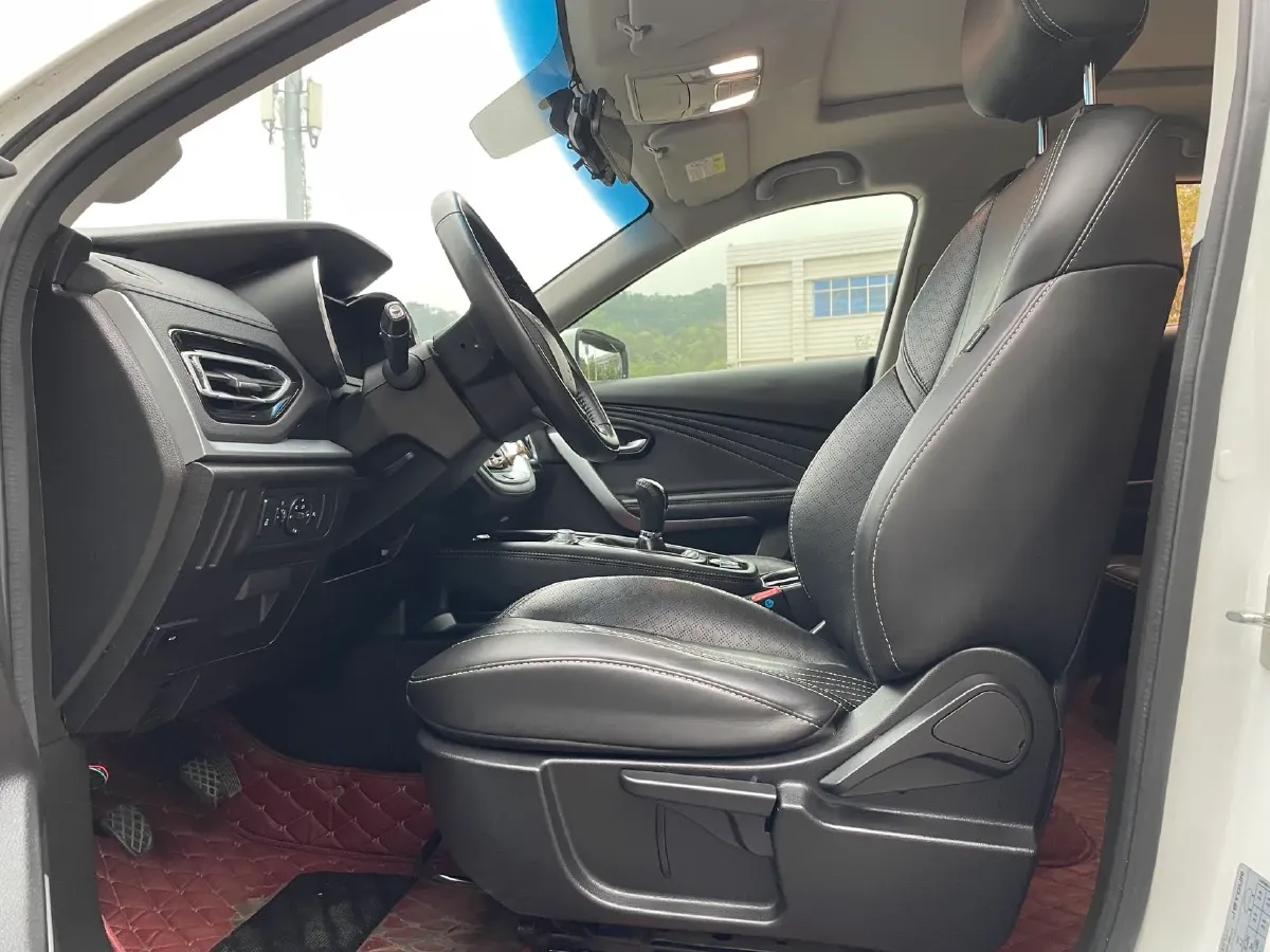 2018 Jetour X70 1.5T 147HP L4 5MT,autocango,china used car exporter,china ev exporter,chinese used car exporter,chinese used ev exporter