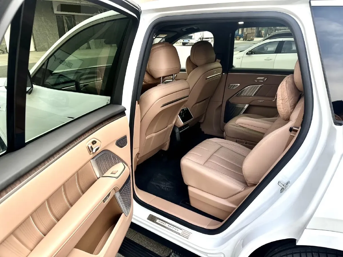 2025 ONVO L90 BEV,autocango,china used car exporter,china ev exporter,chinese used car exporter,chinese used ev exporter