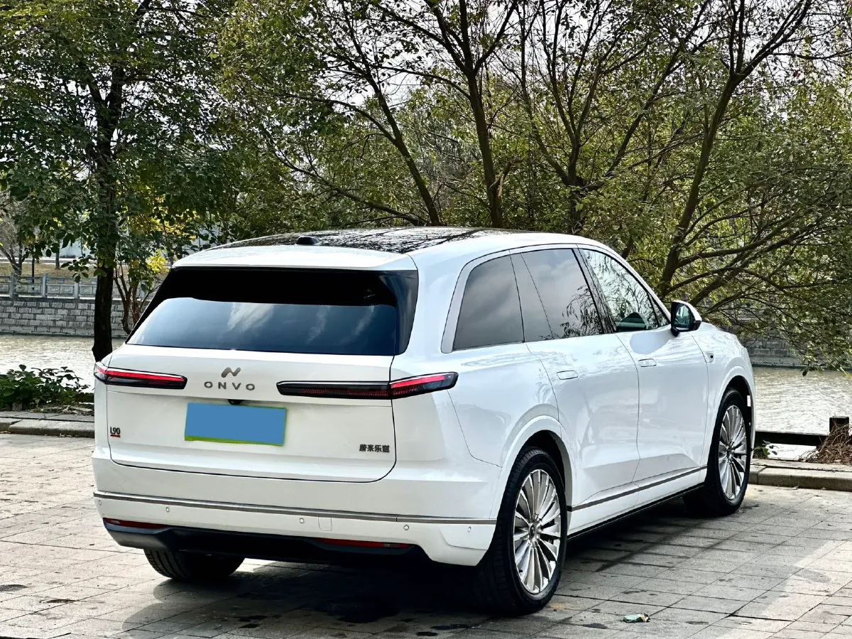 2025 ONVO L90 BEV,autocango,china used car exporter,china ev exporter,chinese used car exporter,chinese used ev exporter