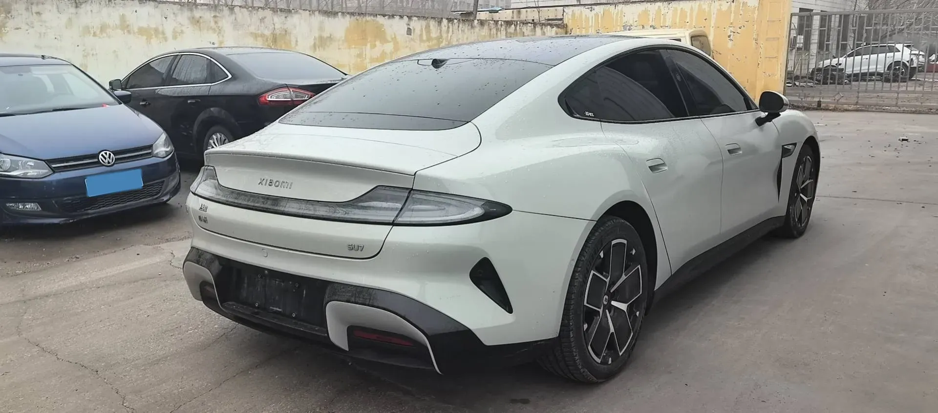 2024 MI SU7 BEV 94.3KWH,autocango,china used car exporter,china ev exporter,chinese used car exporter,chinese used ev exporter