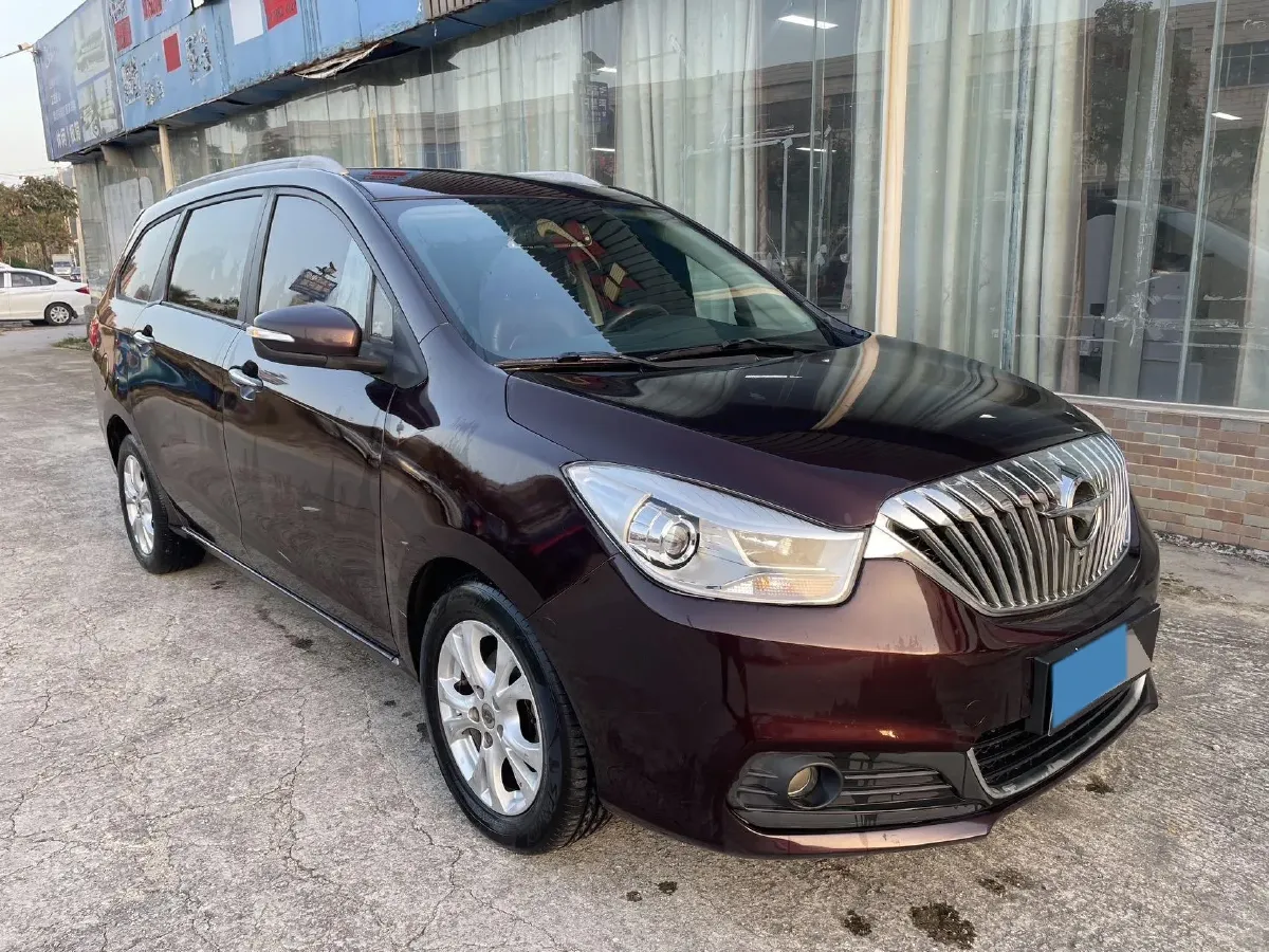 2017 HaiMa Family MPV 1.5T 156HP L4 6AT,autocango,china used car exporter,china ev exporter,chinese used car exporter,chinese used ev exporter
