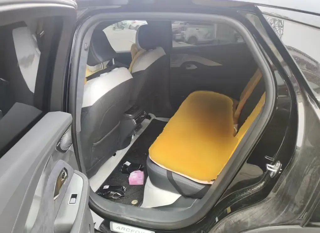 2023 ARCFOX αS BEV 93.6KWH,autocango,china used car exporter,china ev exporter,chinese used car exporter,chinese used ev exporter