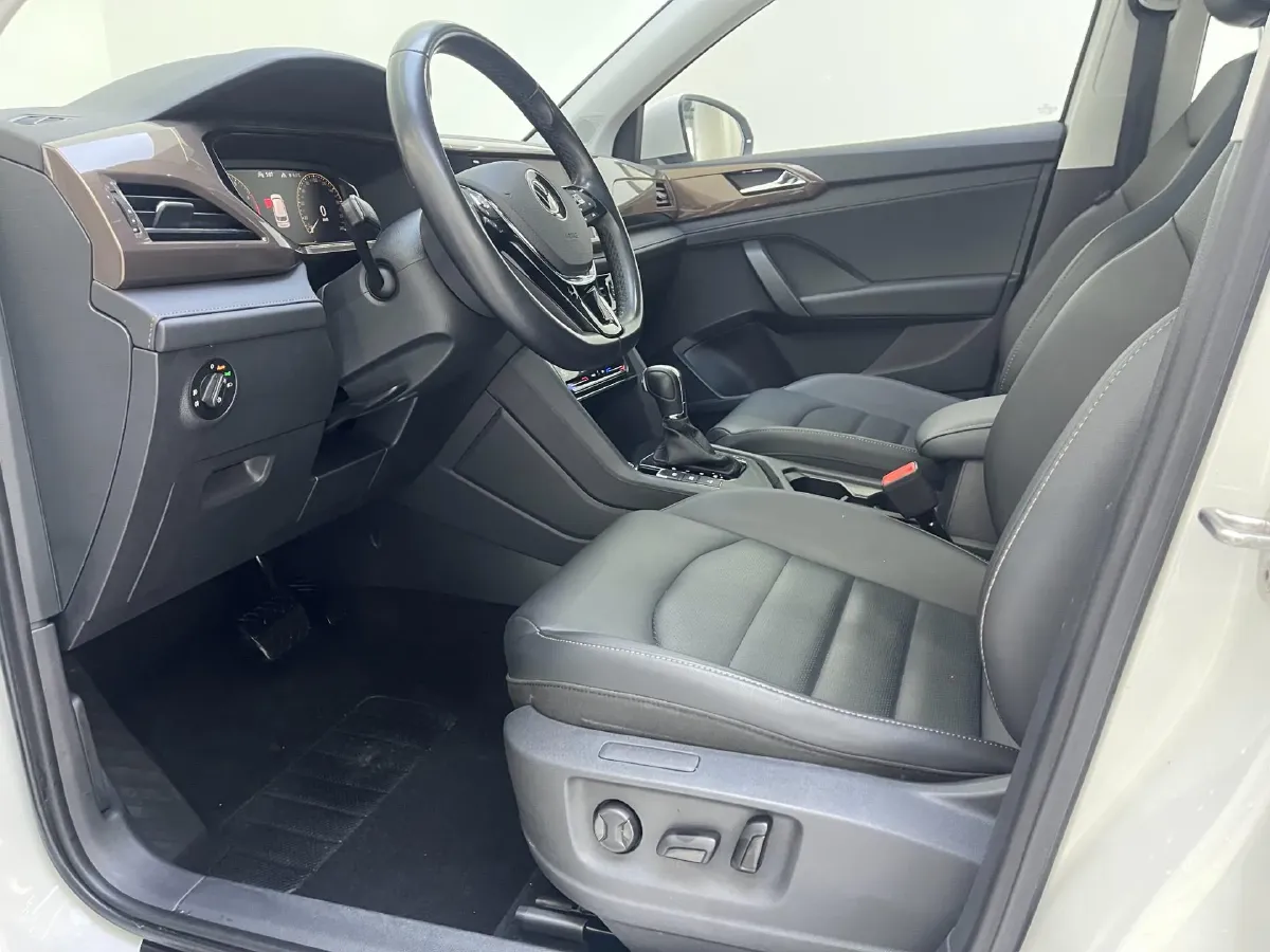 2021 Volkswagen Tharu 1.4T 150HP L4 7DCT,autocango,china used car exporter,china ev exporter,chinese used car exporter,chinese used ev exporter