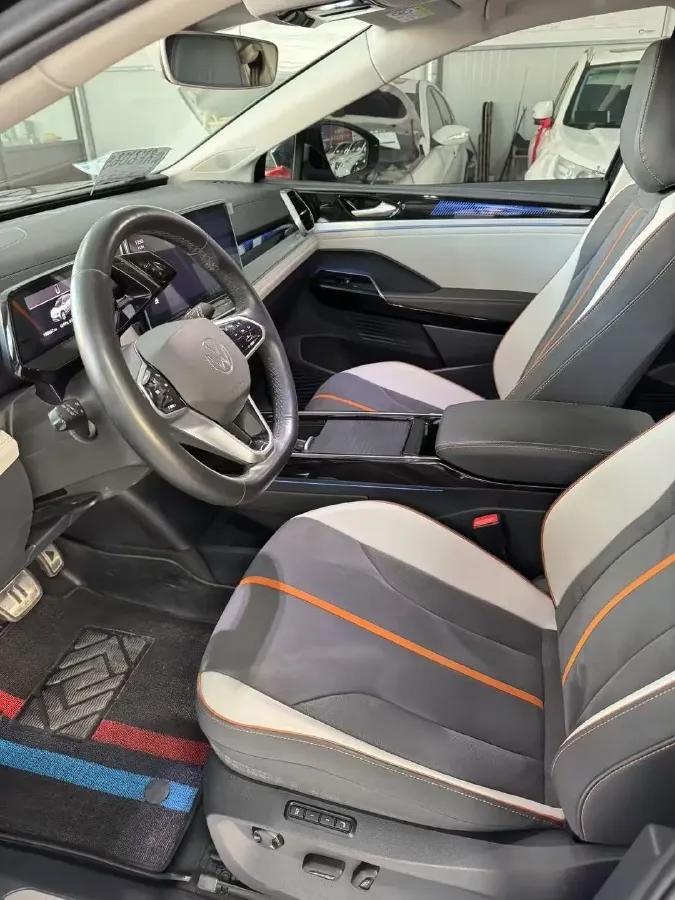 2021 Volkswagen ID.6 Crozz BEV 84.8KWH,autocango,china used car exporter,china ev exporter,chinese used car exporter,chinese used ev exporter