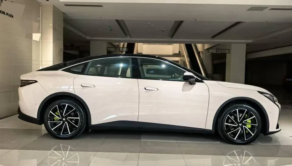 2025 ARCFOX αS5 BEV,autocango,china used car exporter,china ev exporter,chinese used car exporter,chinese used ev exporter