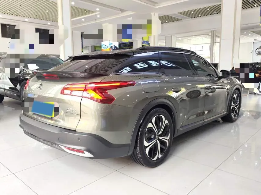 2021 Citroen C5 X 1.6T 175HP L4 8AT,autocango,china used car exporter,china ev exporter,chinese used car exporter,chinese used ev exporter