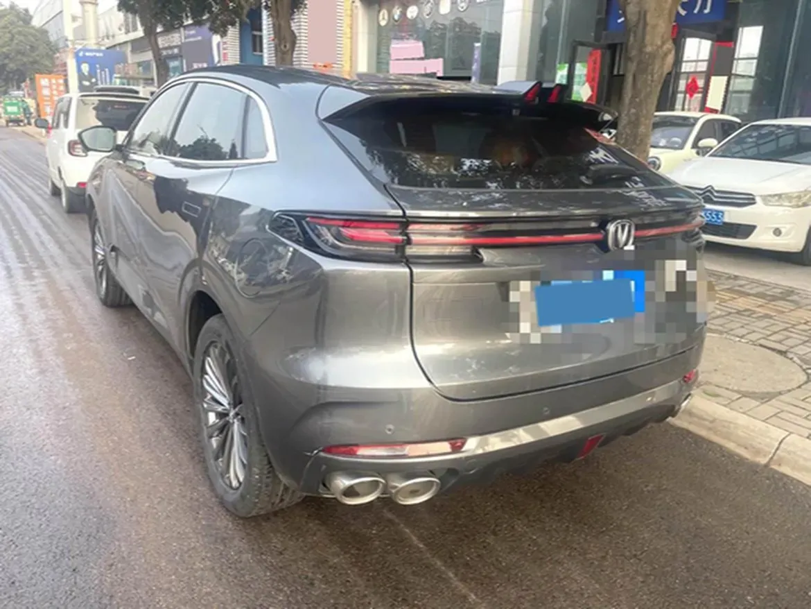 2021 ChangAn UNI-K 2.0T 233HP L4 8AT,autocango,china used car exporter,china ev exporter,chinese used car exporter,chinese used ev exporter