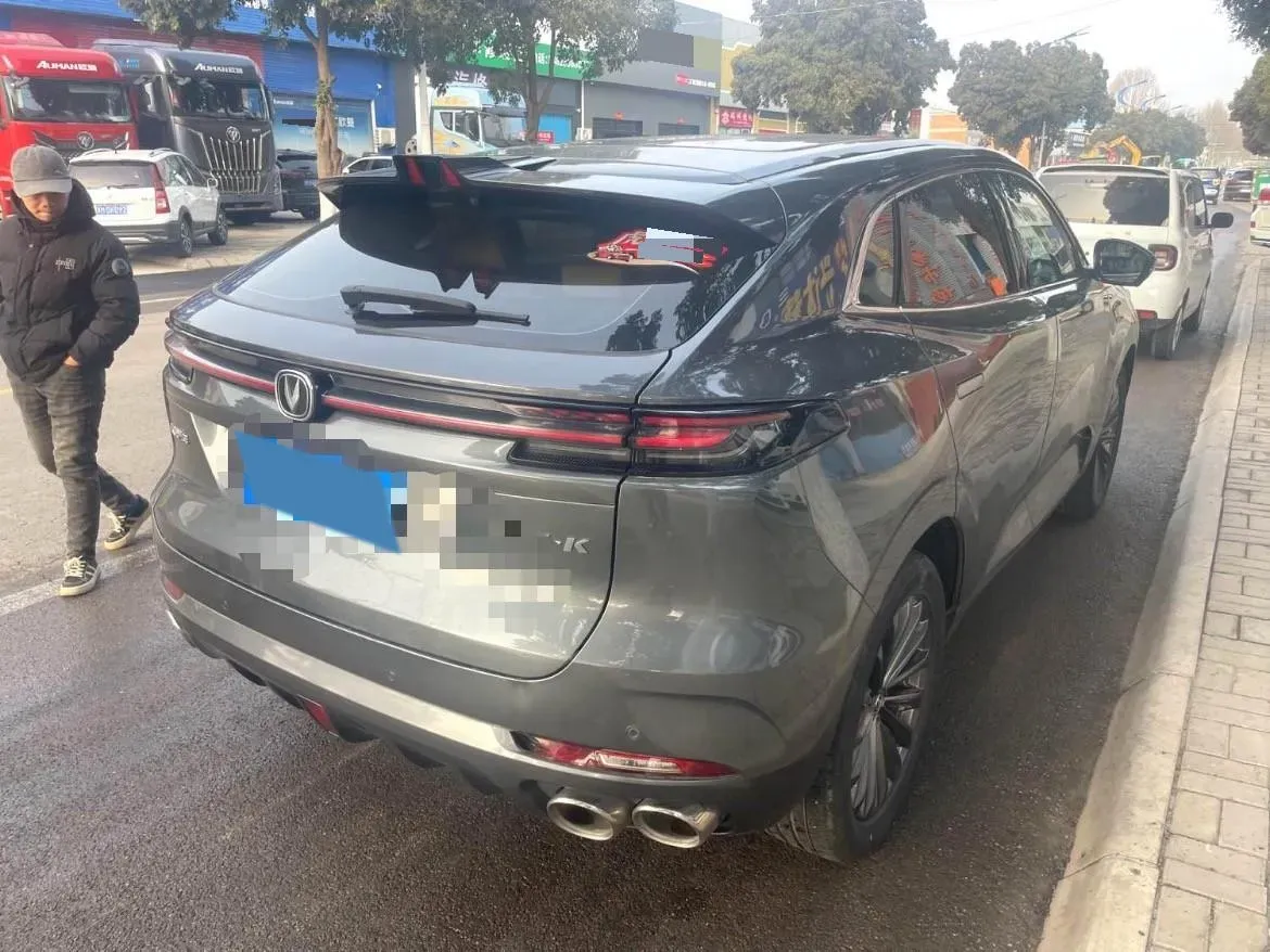 2021 ChangAn UNI-K 2.0T 233HP L4 8AT,autocango,china used car exporter,china ev exporter,chinese used car exporter,chinese used ev exporter