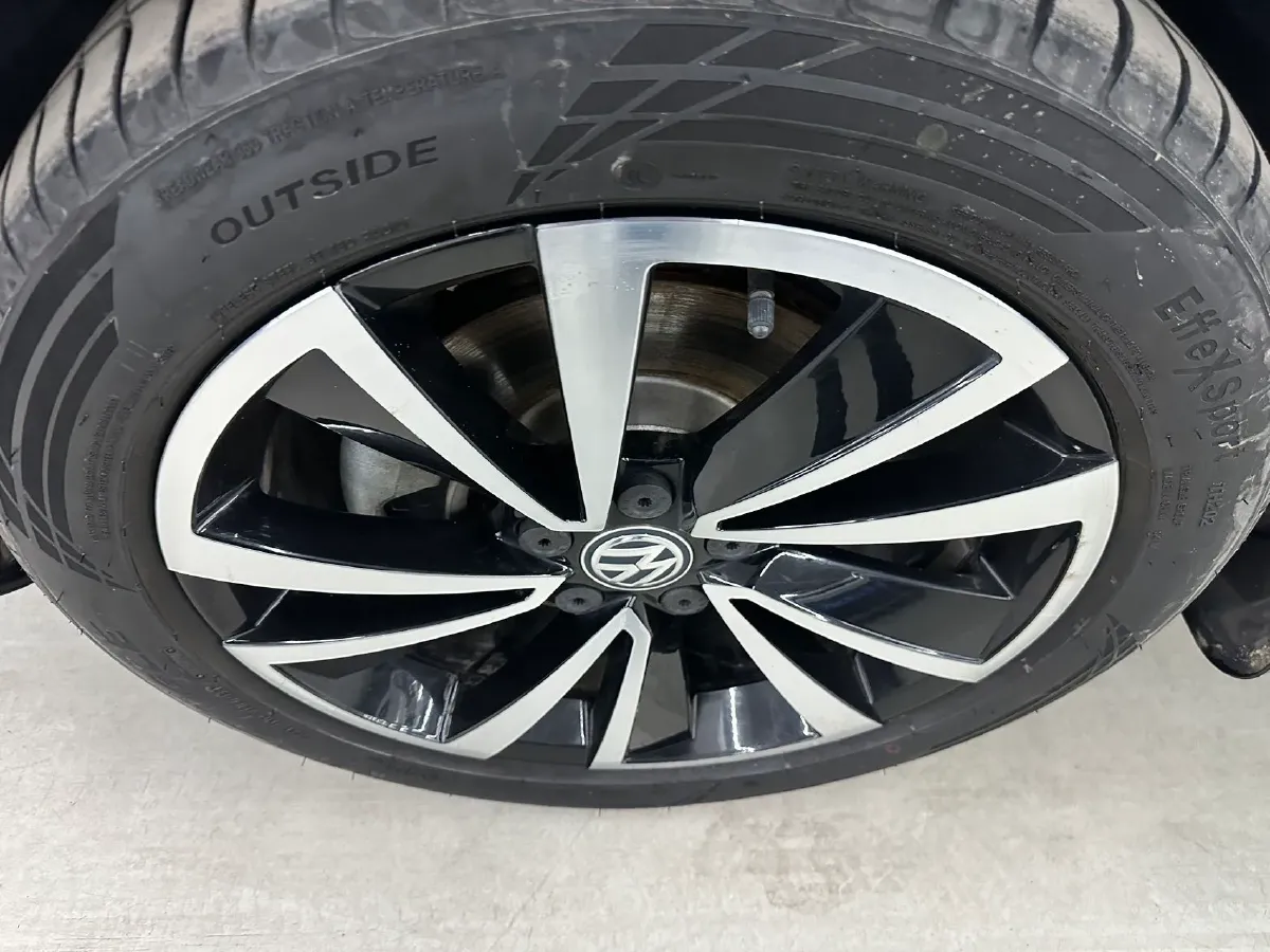 2020 Volkswagen Tharu 1.4T 150HP L4 7DCT,autocango,china used car exporter,china ev exporter,chinese used car exporter,chinese used ev exporter