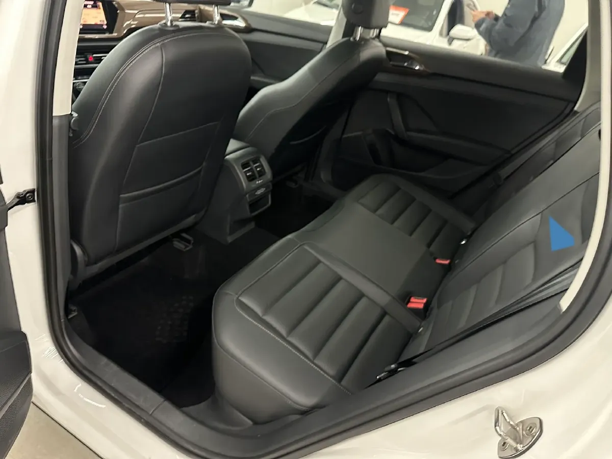 2020 Volkswagen Tharu 1.4T 150HP L4 7DCT,autocango,china used car exporter,china ev exporter,chinese used car exporter,chinese used ev exporter