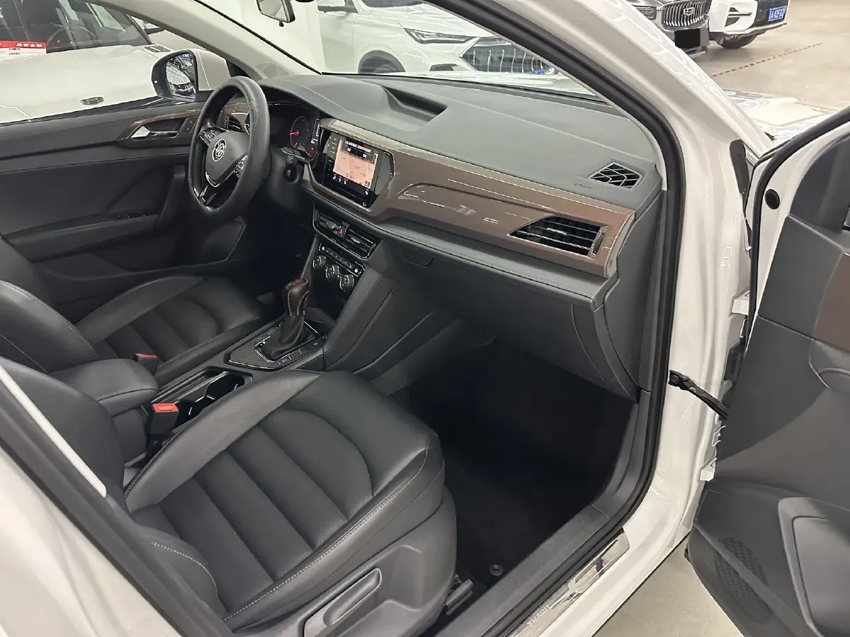 2020 Volkswagen Tharu 1.4T 150HP L4 7DCT,autocango,china used car exporter,china ev exporter,chinese used car exporter,chinese used ev exporter