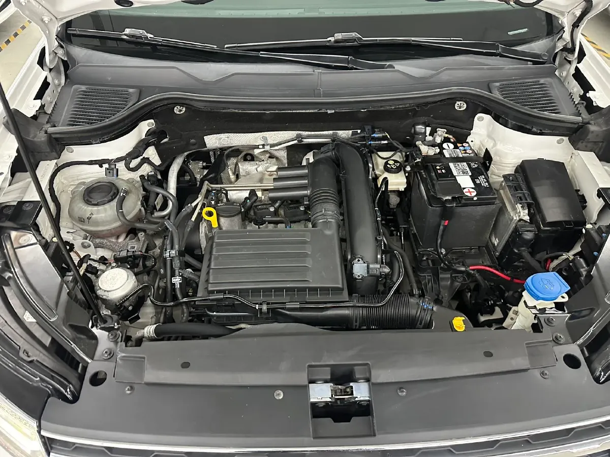 2020 Volkswagen Tharu 1.4T 150HP L4 7DCT,autocango,china used car exporter,china ev exporter,chinese used car exporter,chinese used ev exporter