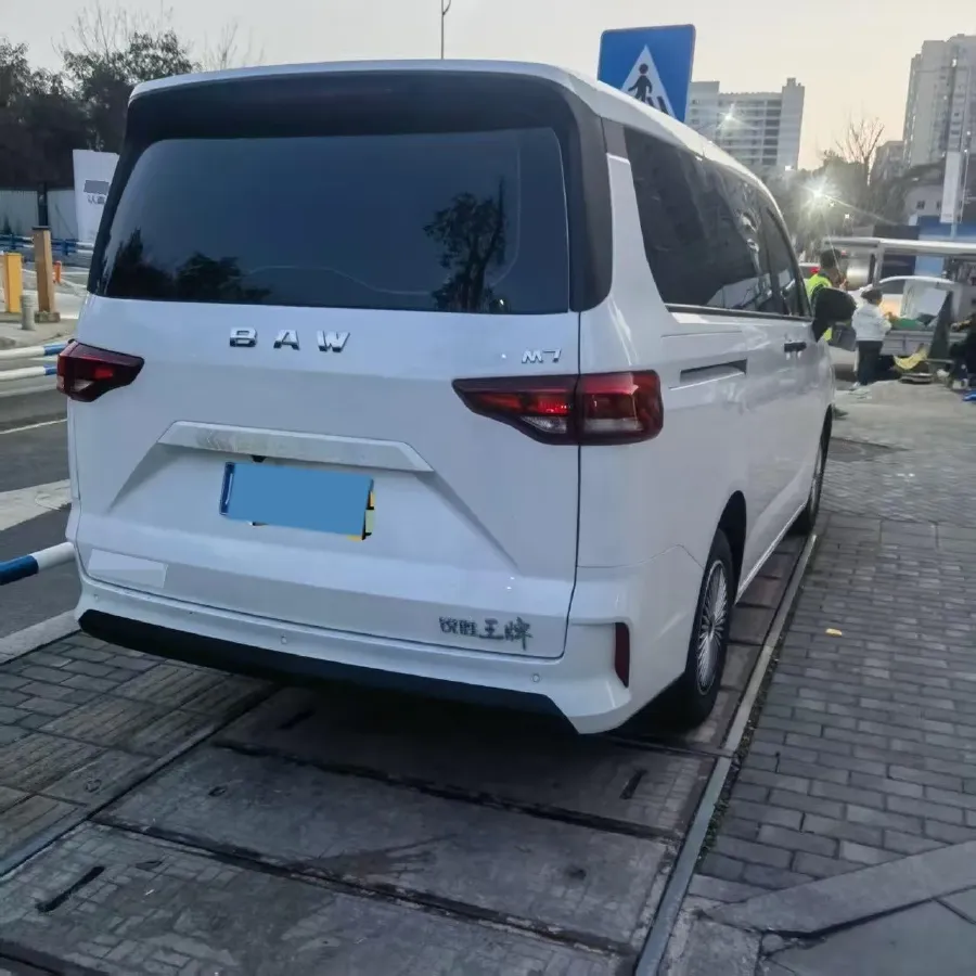 2025 BAW RuiSheng Trump M7 1.6L 124HP L4 5MT,autocango,china used car exporter,china ev exporter,chinese used car exporter,chinese used ev exporter